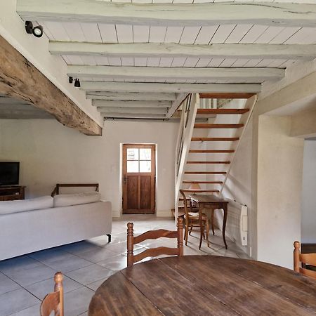 Gite Les Frenes Avec Pre Dans Joli Hameau Vermenton Екстер'єр фото